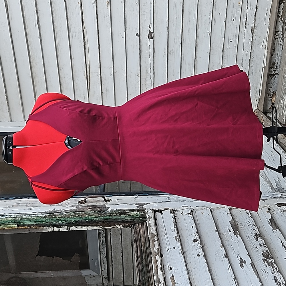 Lulus Home Before Daylight Burgundy V-Neck Sleeveless Dress